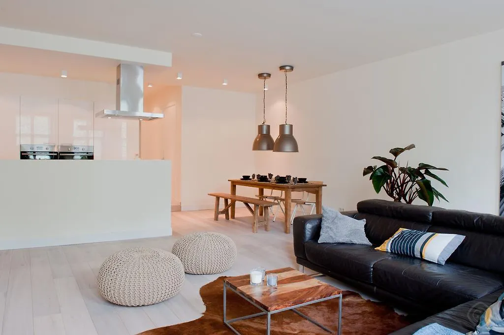 Modern Centre Apartments Haia 0*,  Países Baixos