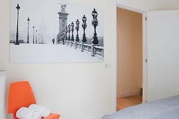 Modern Centre Apartments Haia
